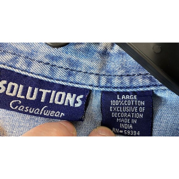 Women’s ‘Solutions Original’ Denim Button Down Dog Theme, size large - Picture 3 of 16